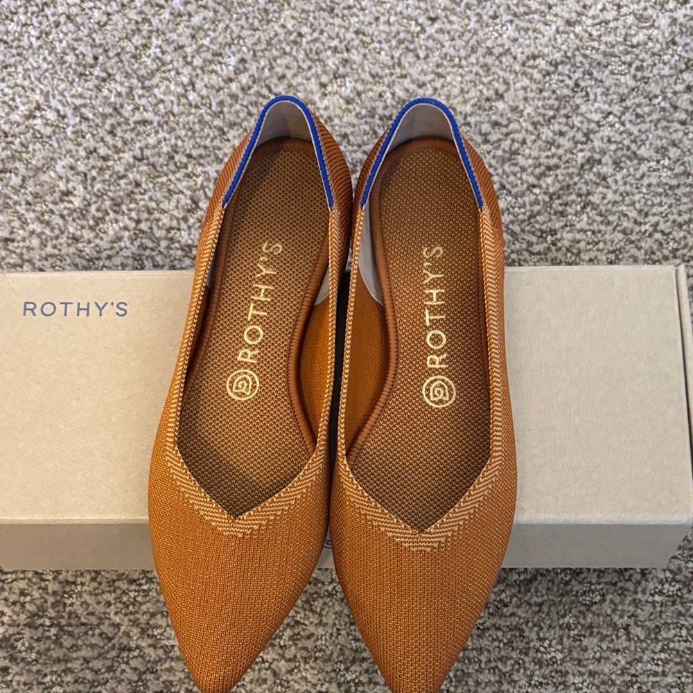 Rothy's Pointed Knit Flats in Fawn - Picture 2 of 5